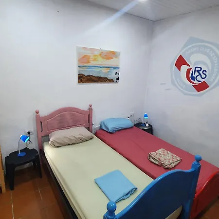 7 Calcosas Hostel *