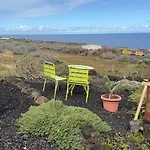 7 Calcosas Hostel Valverde (El Hierro)