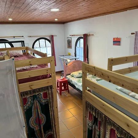 7 Calcosas Hostel *