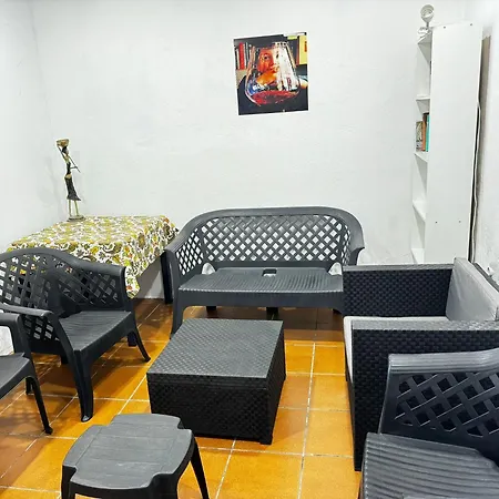 7 Calcosas Hostel *