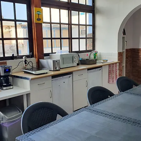 旅馆 7 Calcosas 巴尔韦尔德