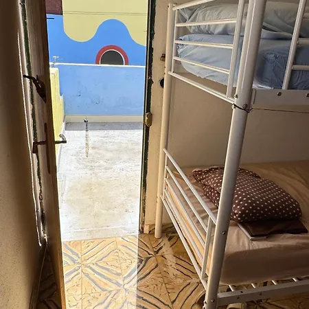 7 Calcosas Hostel