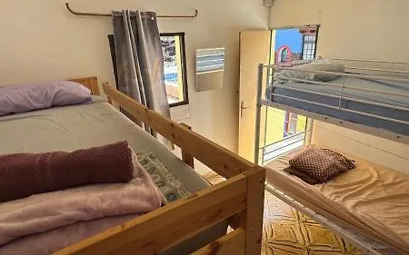 Hostel 7 Calcosas *