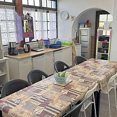 7 Calcosas אכסניה ואלוורדה