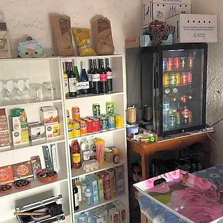 7 Calcosas אכסניה ואלוורדה