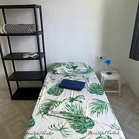 7 Calcosas Hostel *