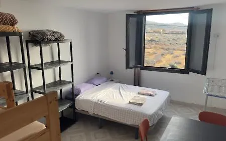 7 Calcosas Hostel Valverde (El Hierro)