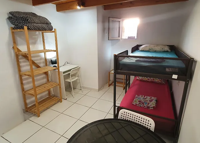 Hostel 7 Calcosas *